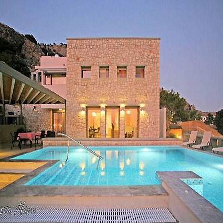 Villa Costamare - Enjoy Lazy Days On The Private Pool-Jacuzzi Pefki Habitación foto