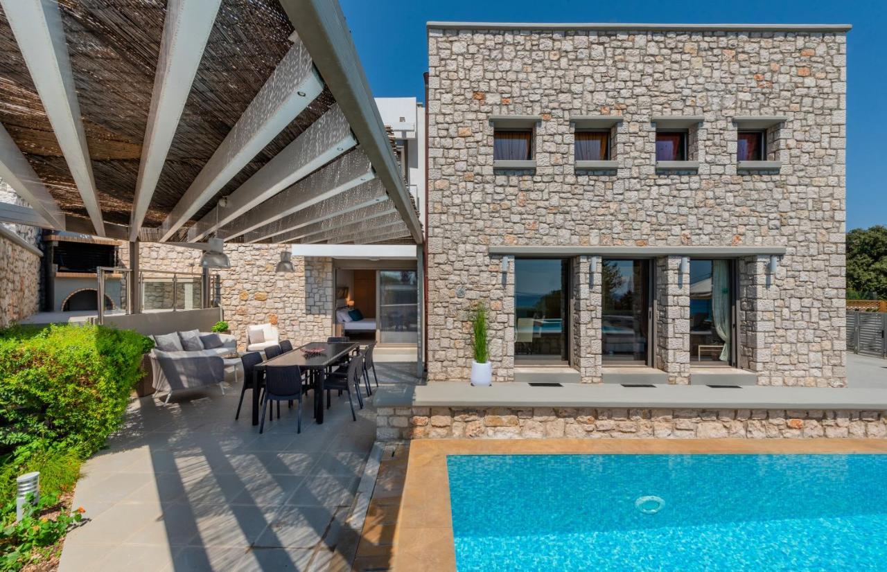 Villa Costamare - Enjoy Lazy Days On The Private Pool-Jacuzzi Pefki Exterior foto