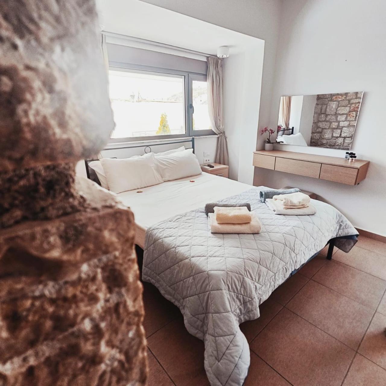 Villa Costamare - Enjoy Lazy Days On The Private Pool-Jacuzzi Pefki Exterior foto