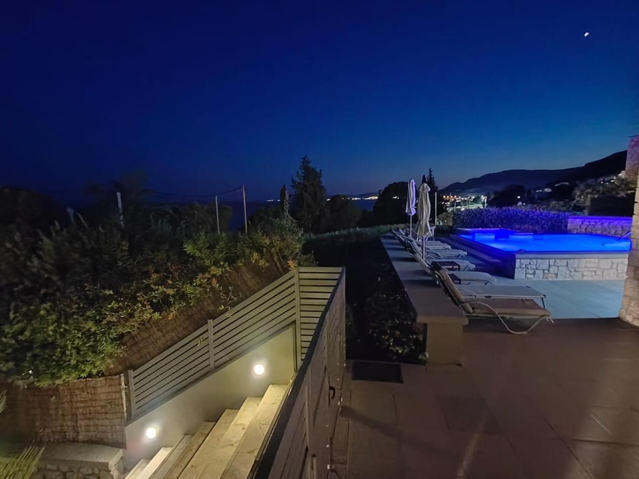 Villa Costamare - Enjoy Lazy Days On The Private Pool-Jacuzzi Pefki Exterior foto