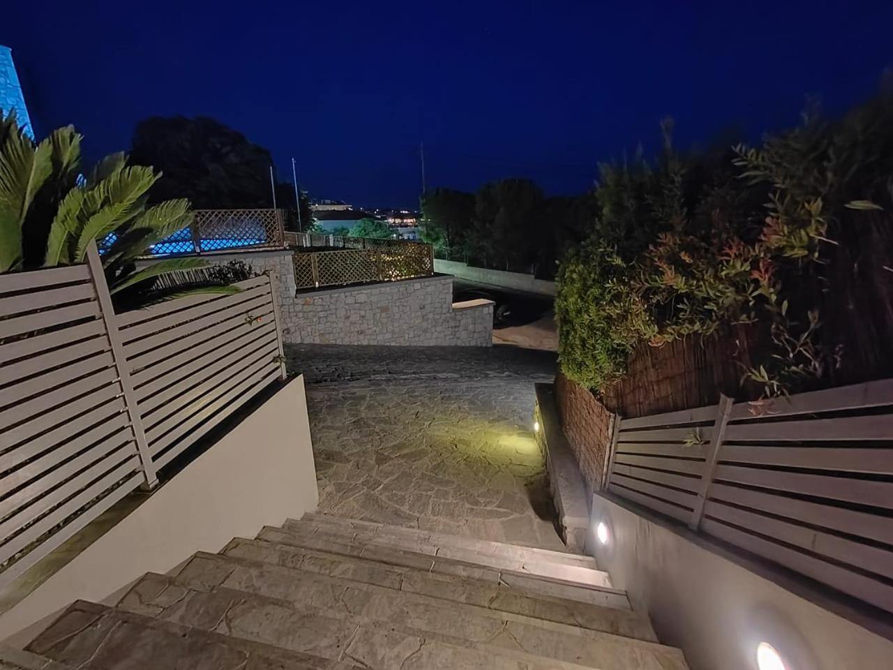 Villa Costamare - Enjoy Lazy Days On The Private Pool-Jacuzzi Pefki Exterior foto
