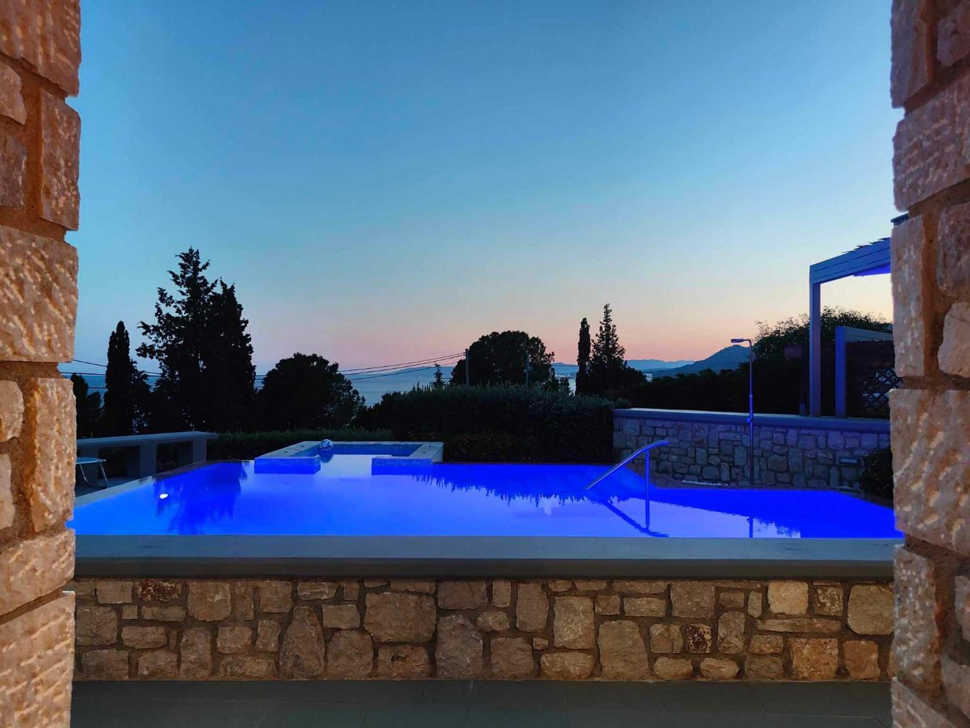 Villa Costamare - Enjoy Lazy Days On The Private Pool-Jacuzzi Pefki Exterior foto